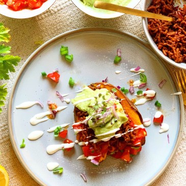 gefüllte vegane Süsskartoffel