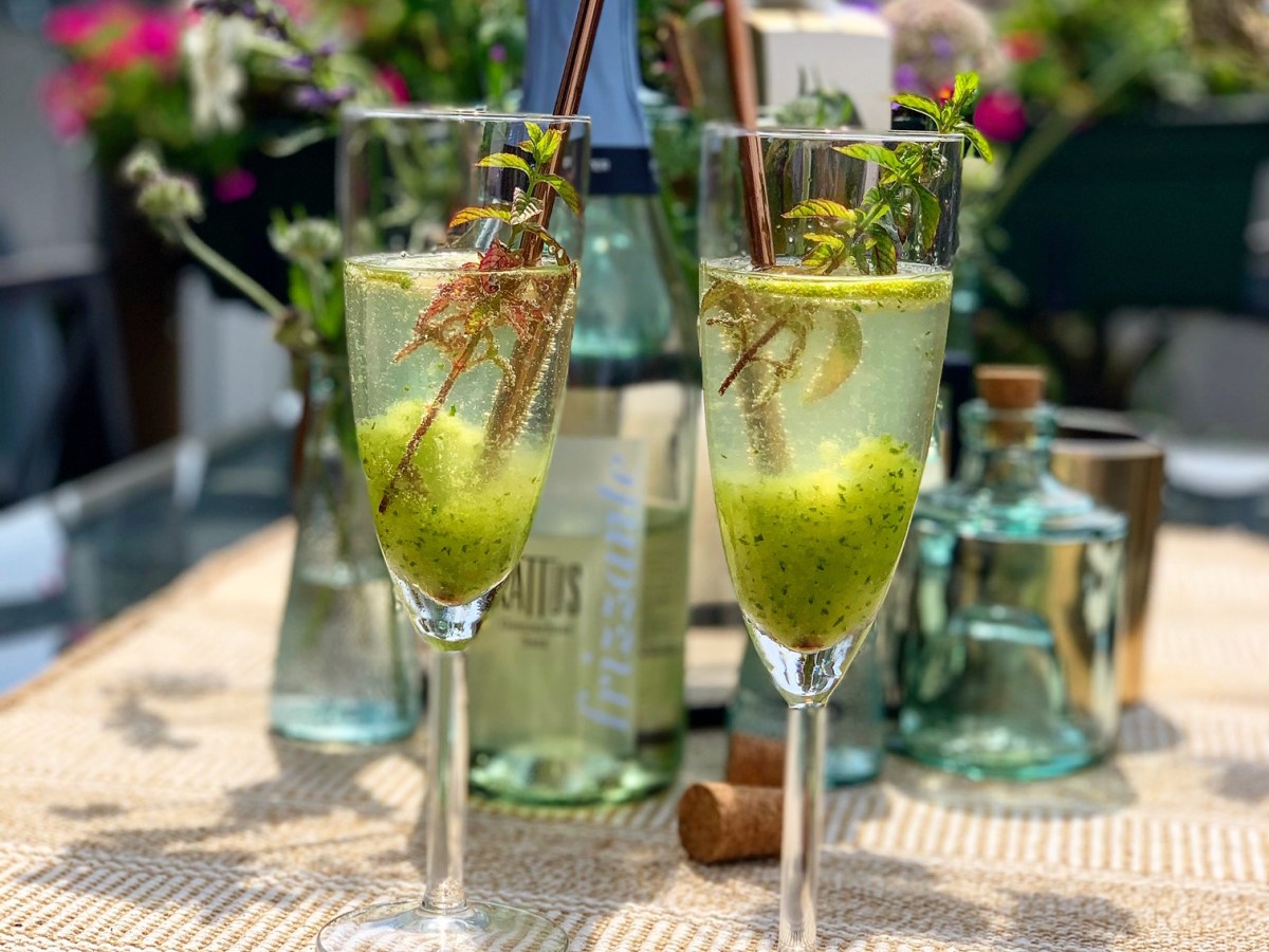 Gurken-Gin Granita, eisige Erfrischung für heisse&nbsp;Tage