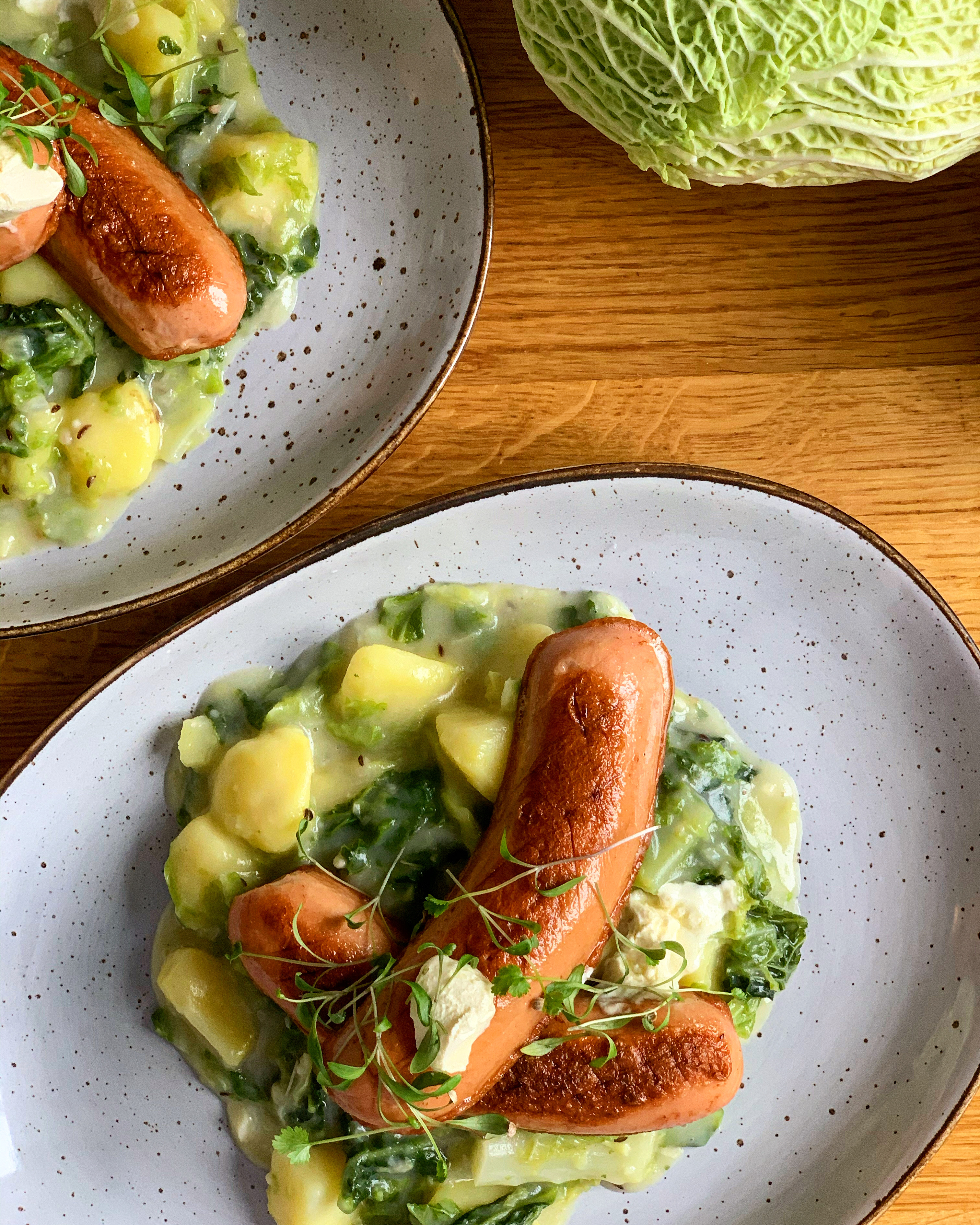 Kohlgemüse mit Knacker