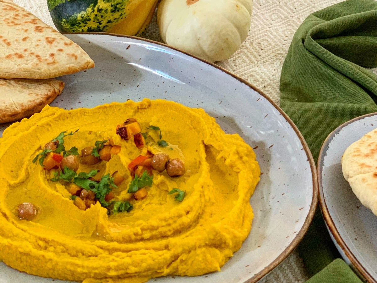Herbstlicher Hummus mit&nbsp;Kürbis