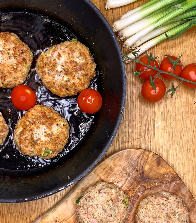 Fischlaberl mit Dill-Gurken