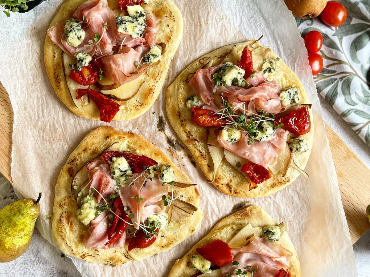 Miniflammkuchen in winterlicher&nbsp;Farbenfreude