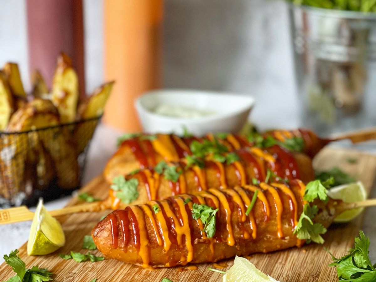 Die Österreich Edition von Corn Dogs… mit&nbsp;Käsekrainer